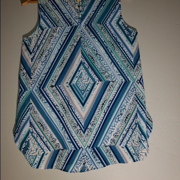 Mossimo Blouse - Picture 4 of 8